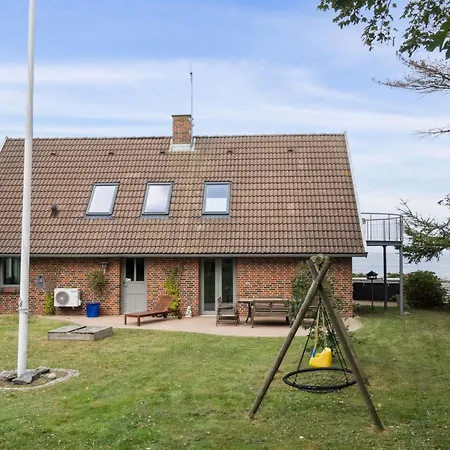 Dzavid - 50m From The Sea By Interhome *