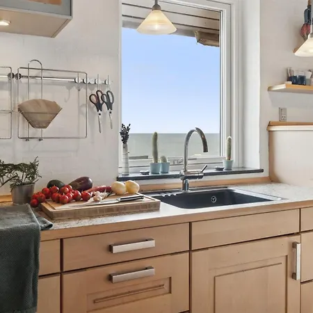 Dzavid - 50m From The Sea By Interhome